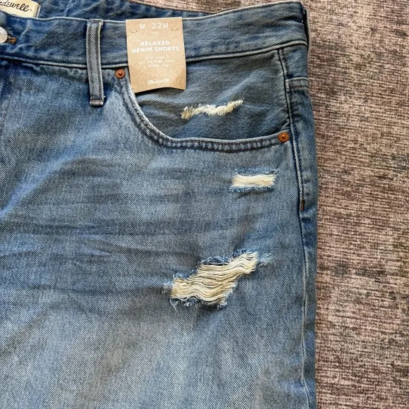 Madewell Women's Blue relaxed Denim Shorts size 22w NWT