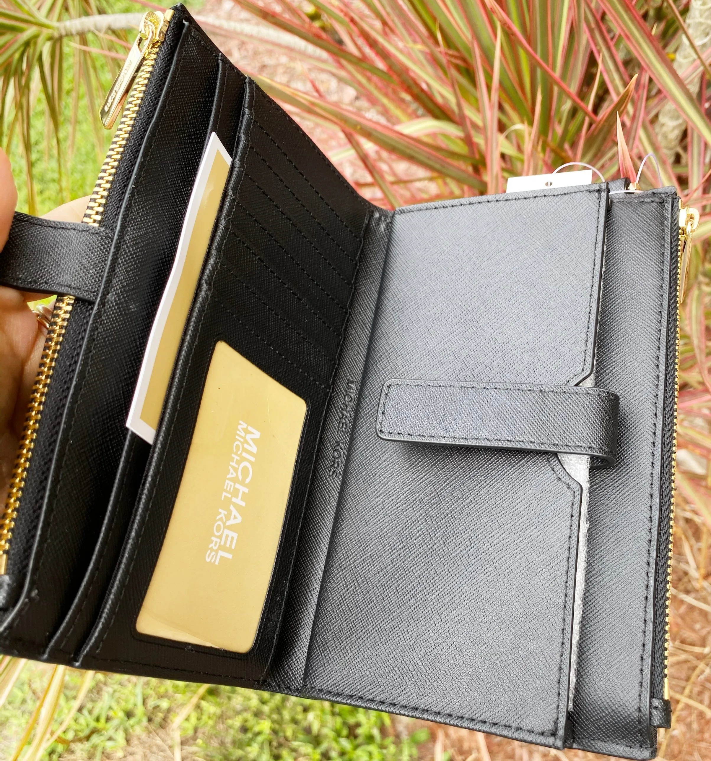 Michael Kors JetSet Travel DoubleZip WristletLeather PhoneCase Wallet Black