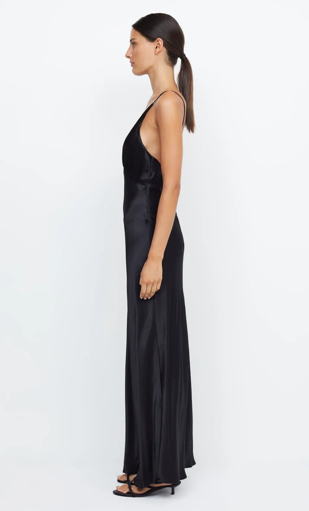 MOON DANCE V MAXI DRESS - BLACK