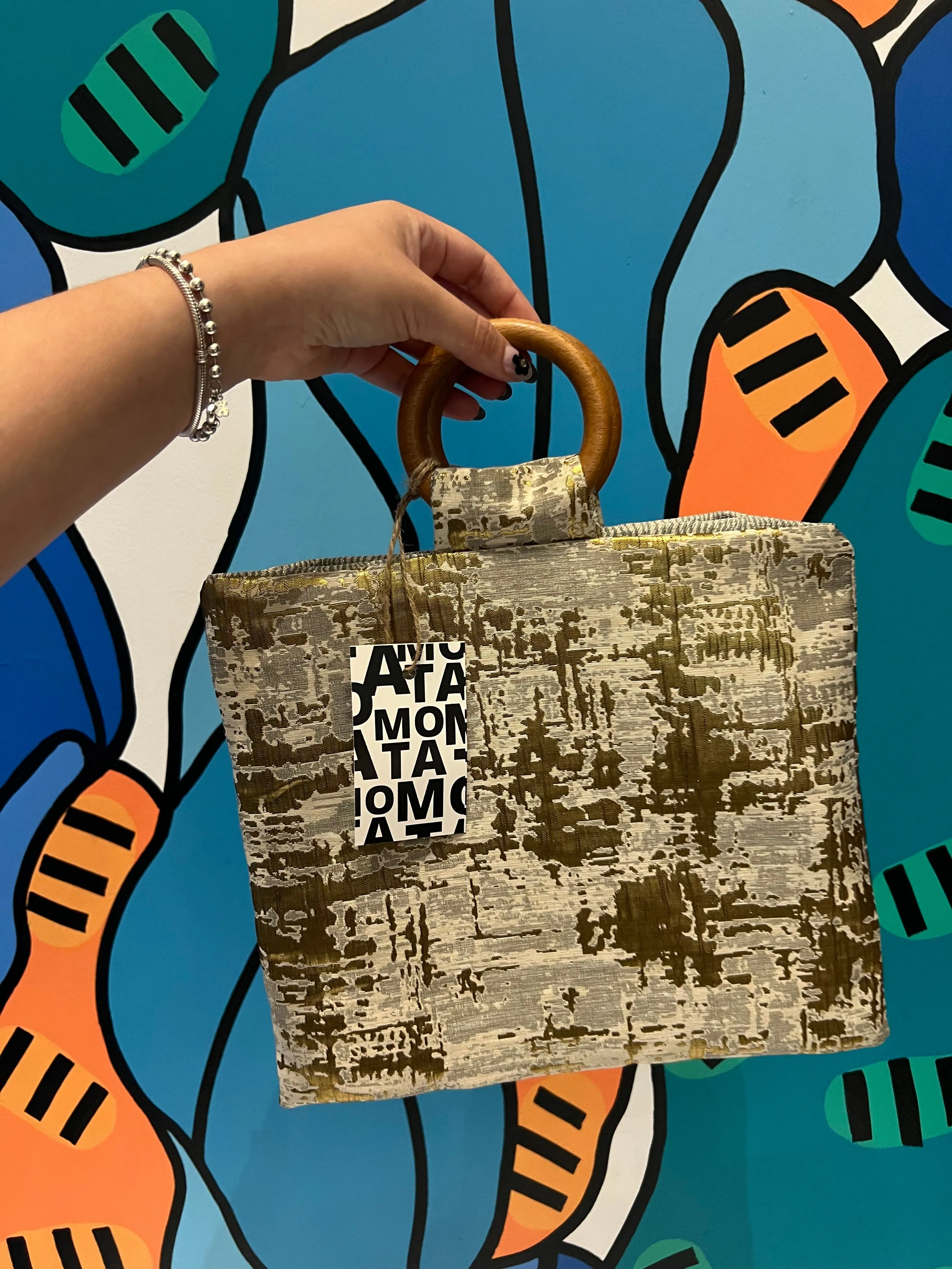 MOTA- Tropical Style - Gold