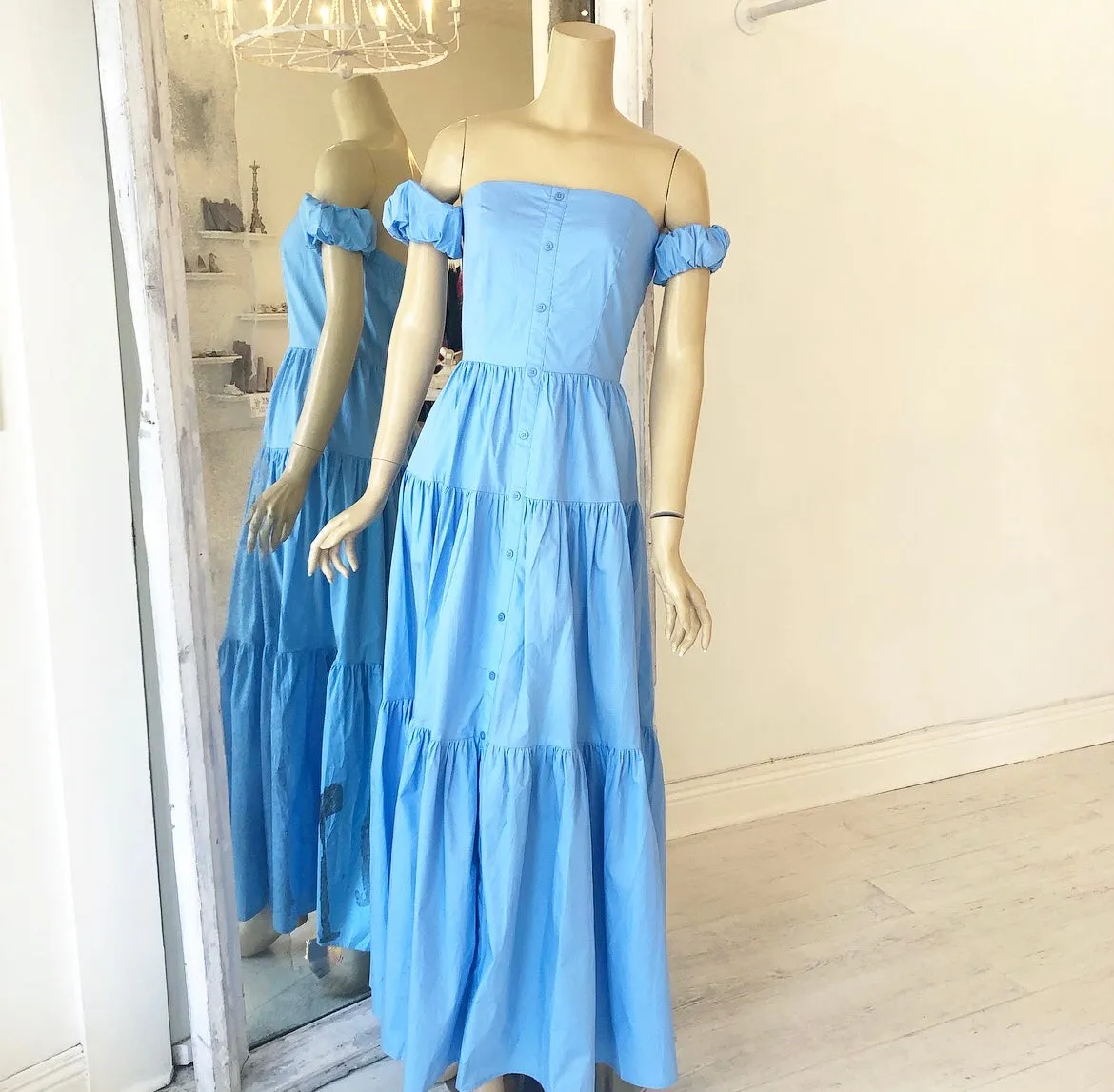 NIKITA MAXI