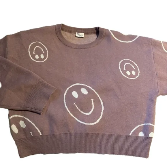 NWOT le lis happy face sweater