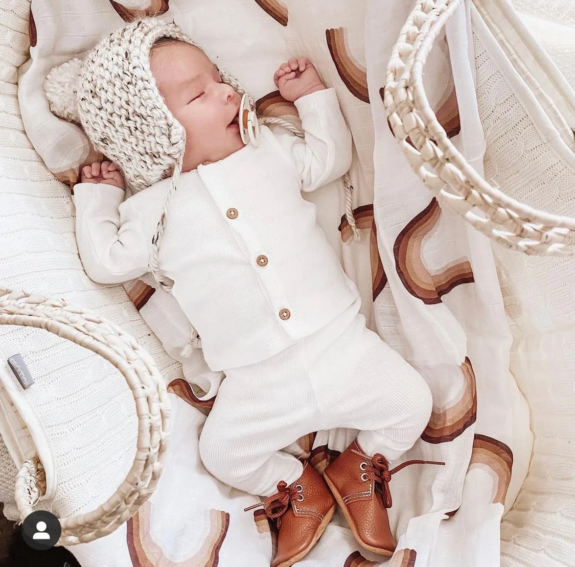 Oatmeal Bonnet Handmade