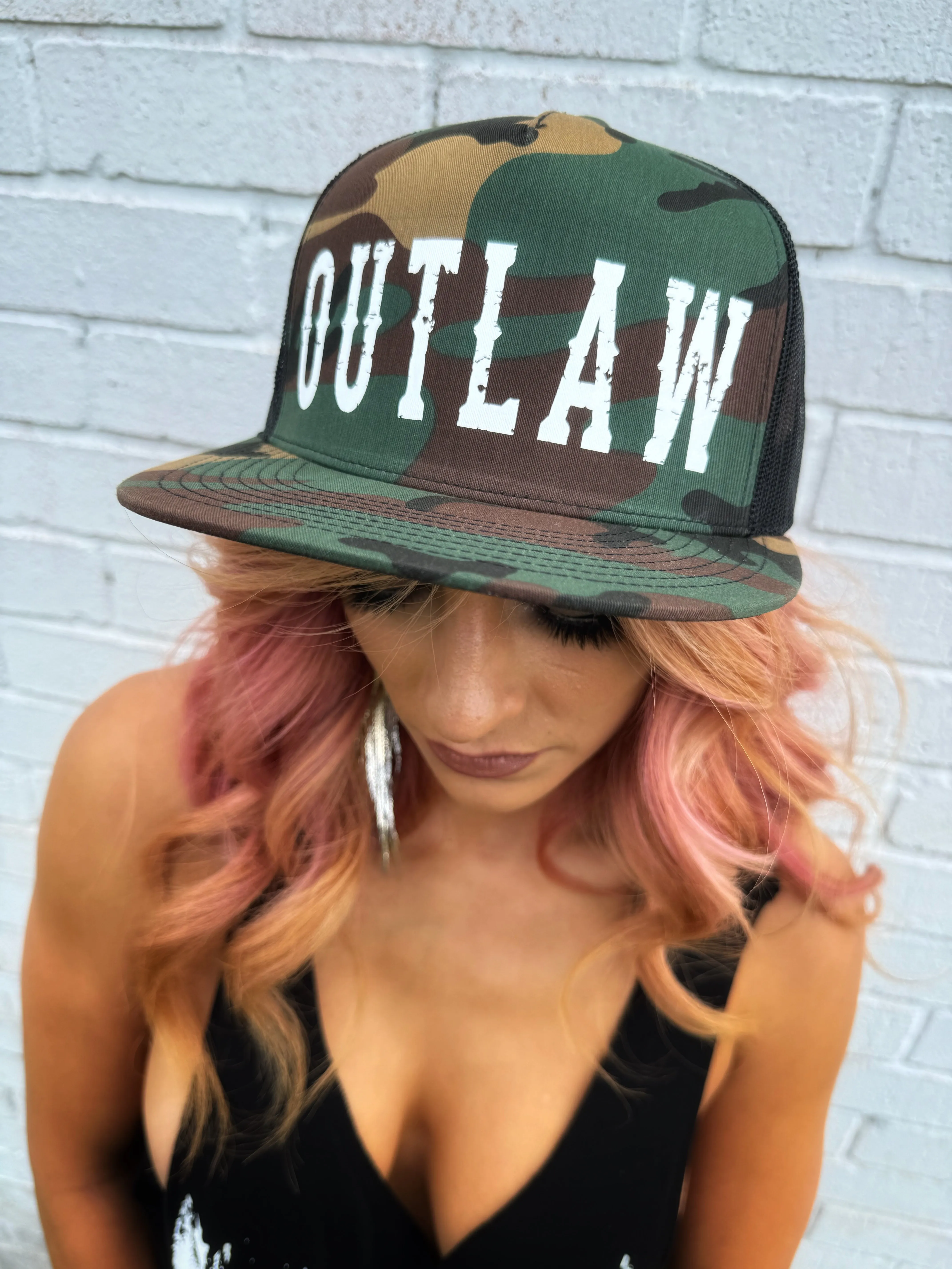 OUTLAW GREEN CAMO HAT