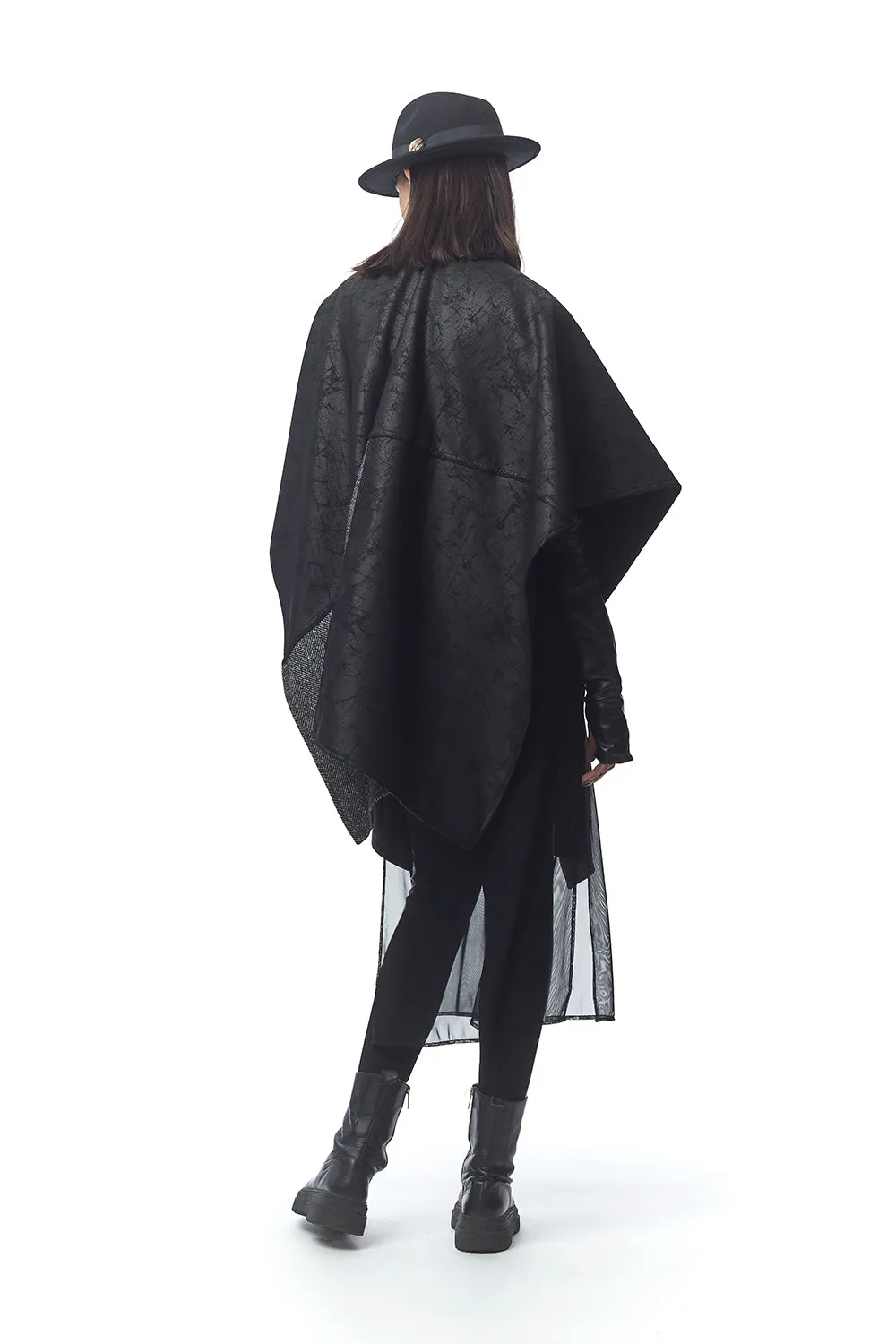 Padova Poncho Nero Crackle   Abstract Threaded