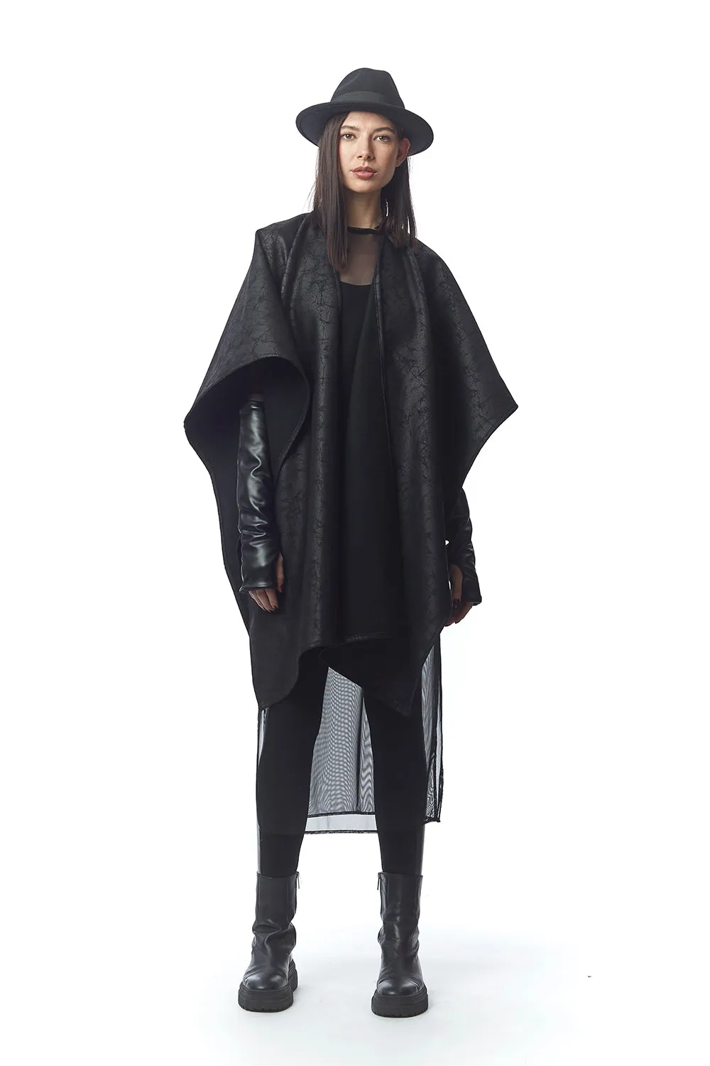 Padova Poncho Nero Crackle   Abstract Threaded