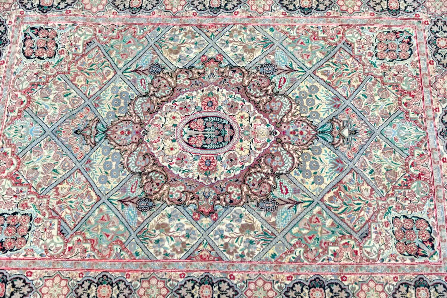 Pakistani Handmade Rug