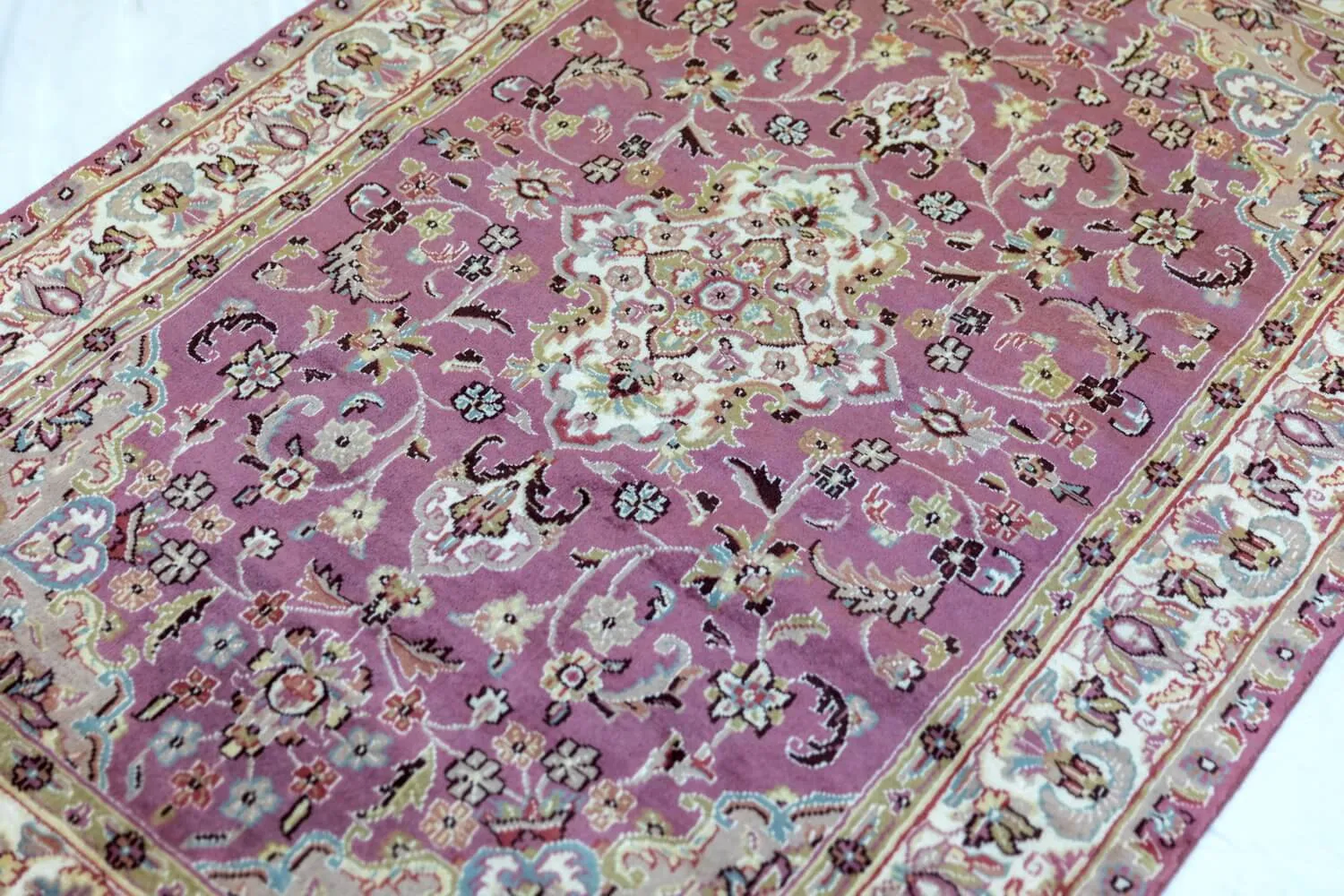 Pakistani Handmade Silk Rug