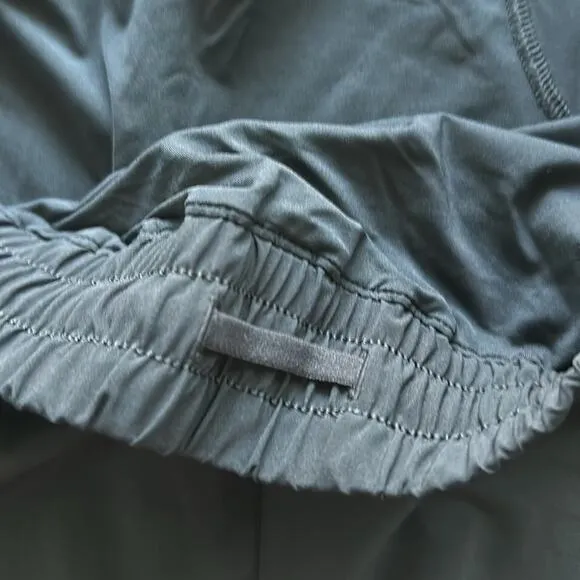 Peloton 4&quot; Tulip Run Shorts