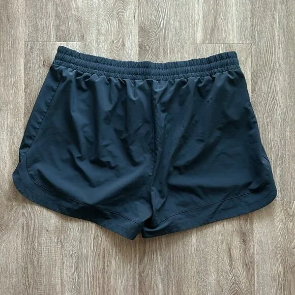 Peloton 4&quot; Tulip Run Shorts