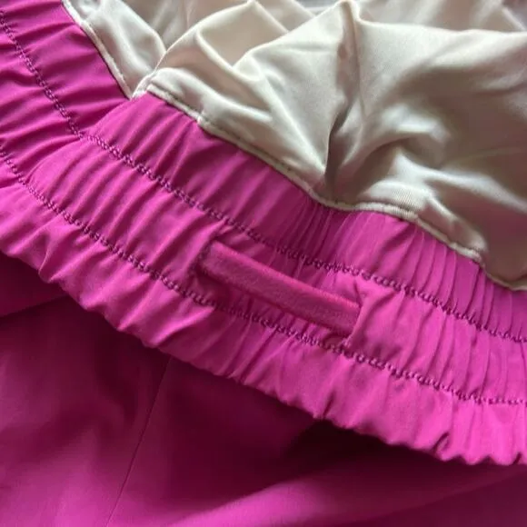 Peloton 4&quot; Tulip Run Shorts