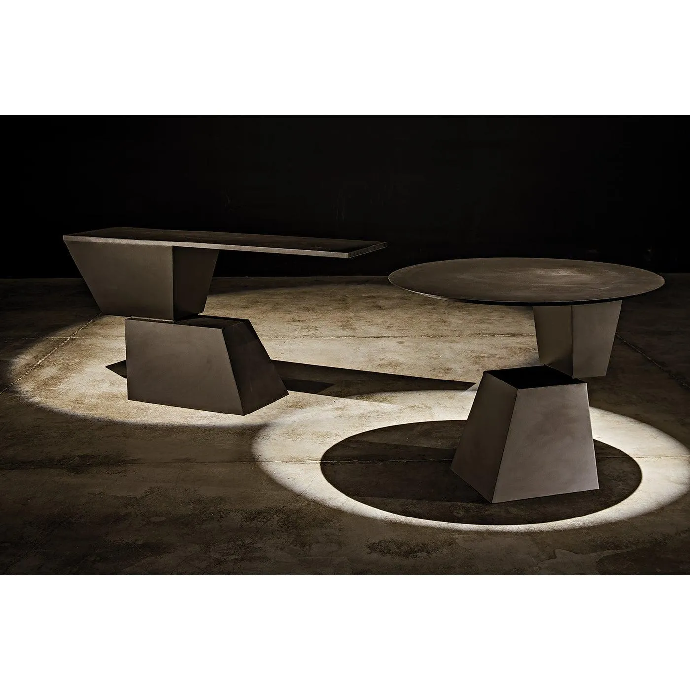 Pieta Console, Black Steel