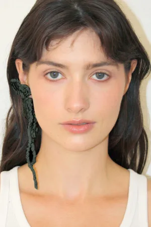 Raffia Flower Earring in Black