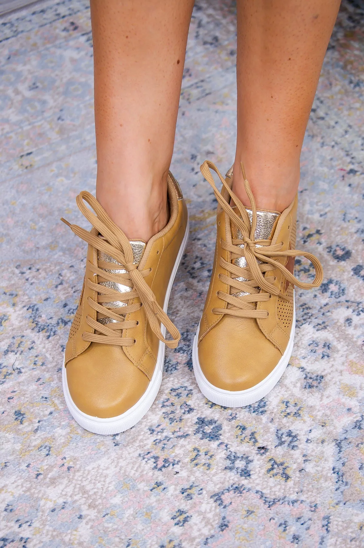 Roaming The City Taupe/Gold Star Shoes - SHO2619TA