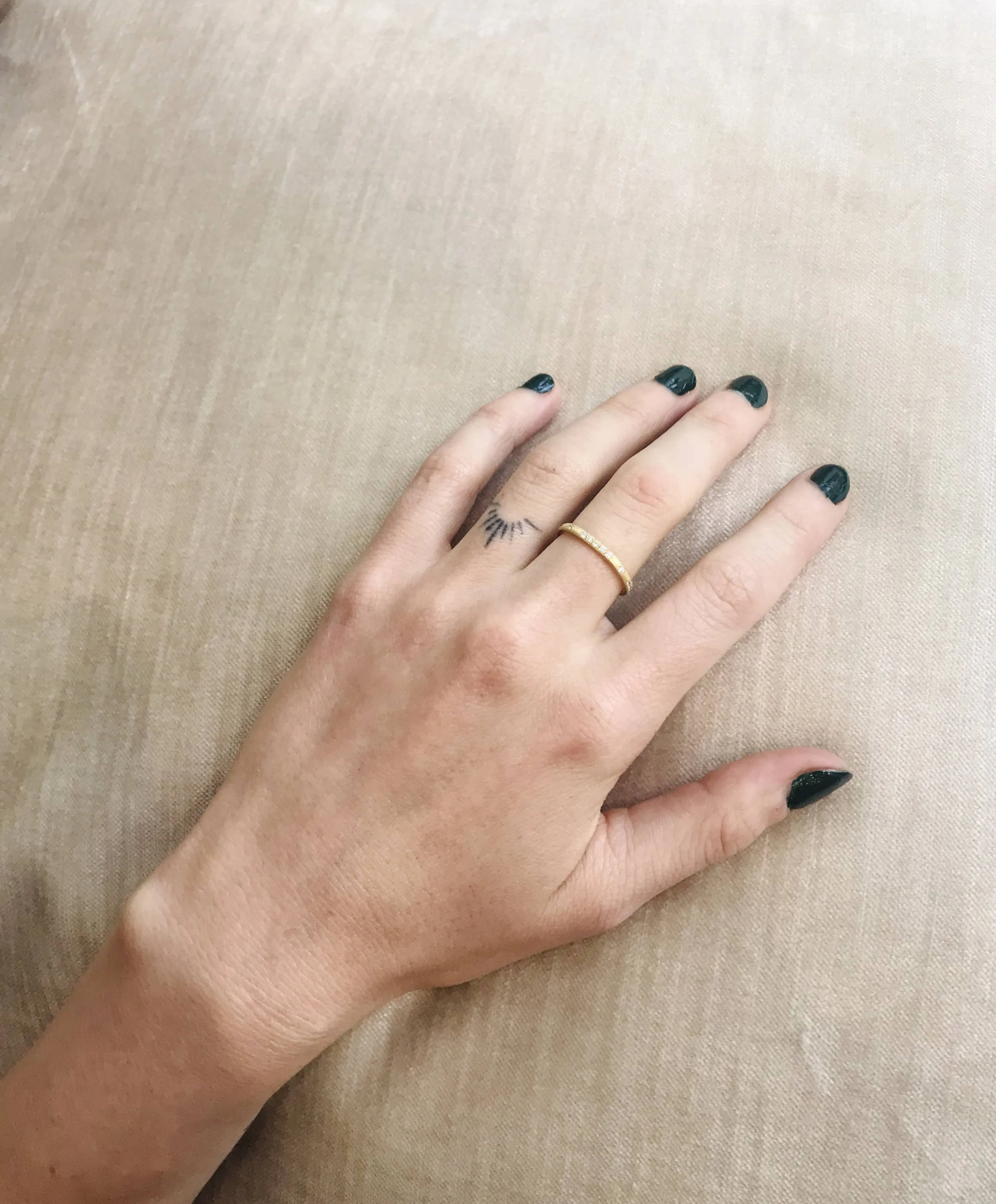 Rounded Thin Band