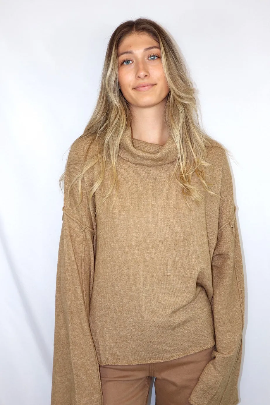 Sally Turtleneck Camel