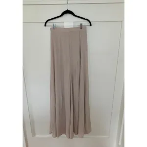 Show Me Your Mumu Princess Di Ballgown Maxi Skirt in Beige Small A-Line Party