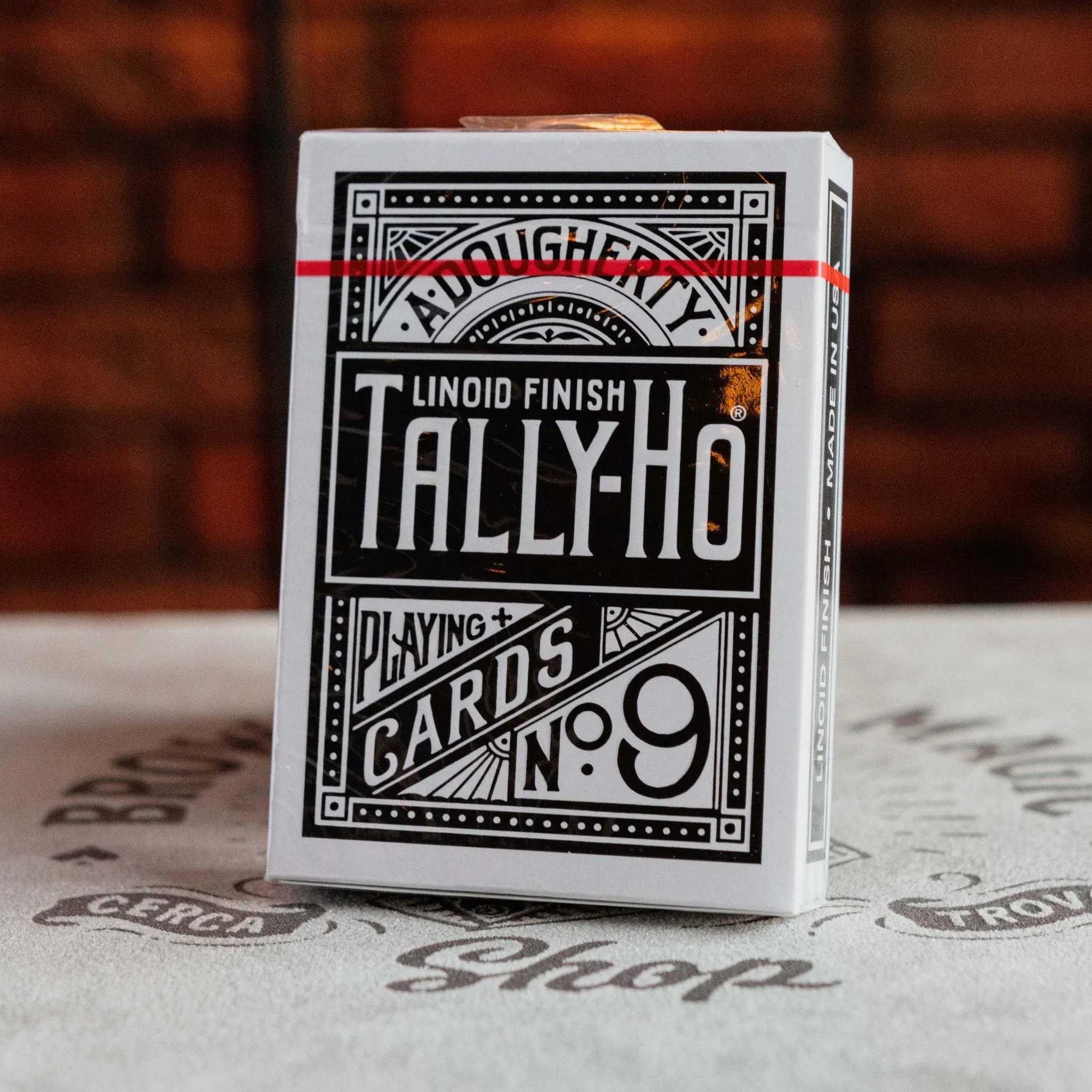 Signature Edition Tally Ho Playing Cards