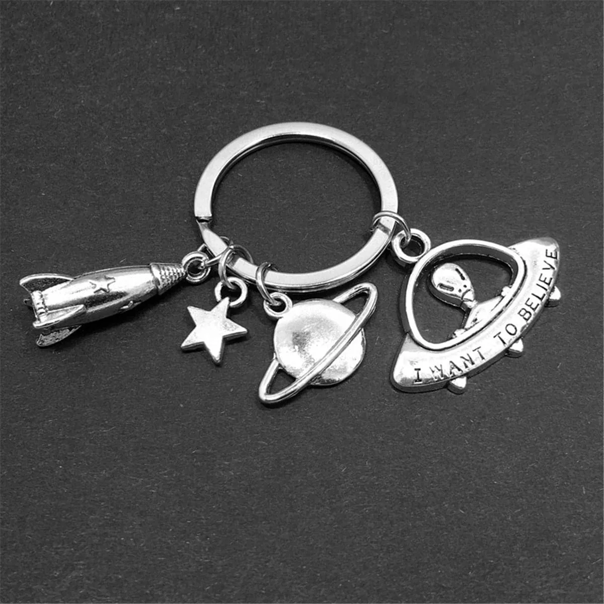 Silver-Plated 'I Want To Believe' Alien Key Chain