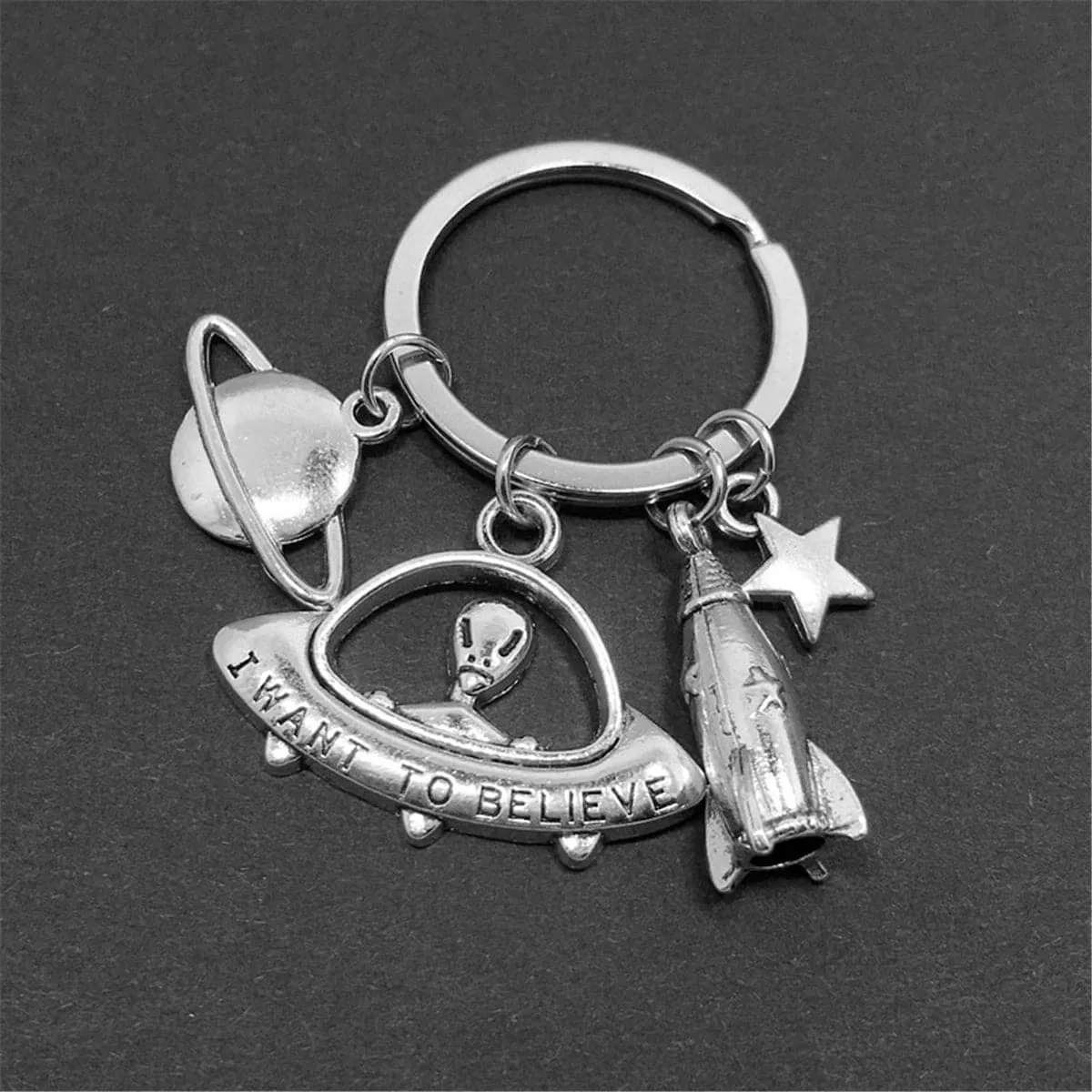 Silver-Plated 'I Want To Believe' Alien Key Chain
