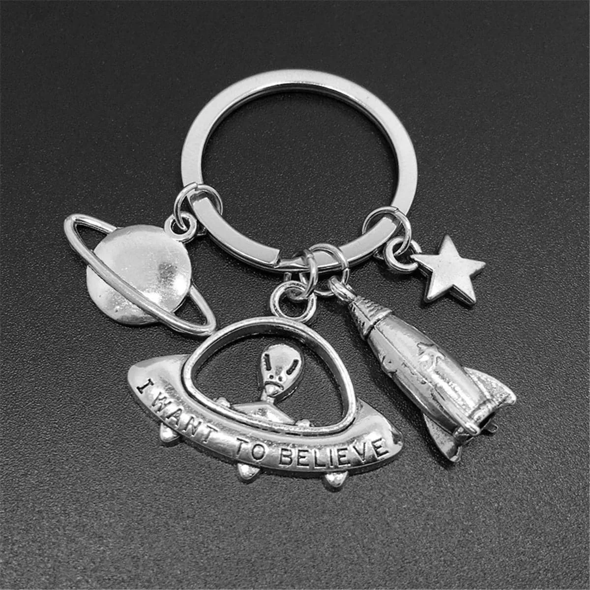 Silver-Plated 'I Want To Believe' Alien Key Chain