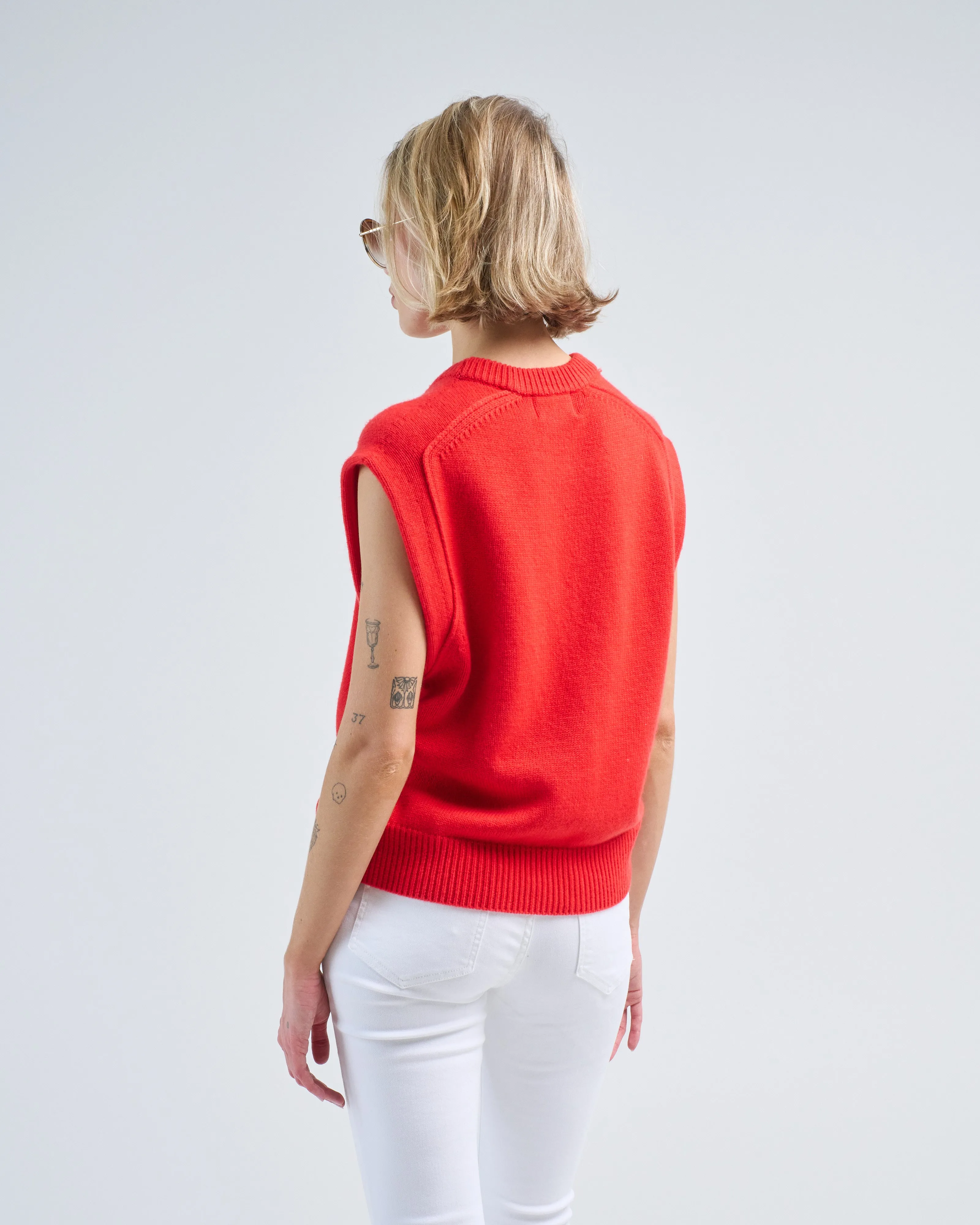 sleeveless boxy top