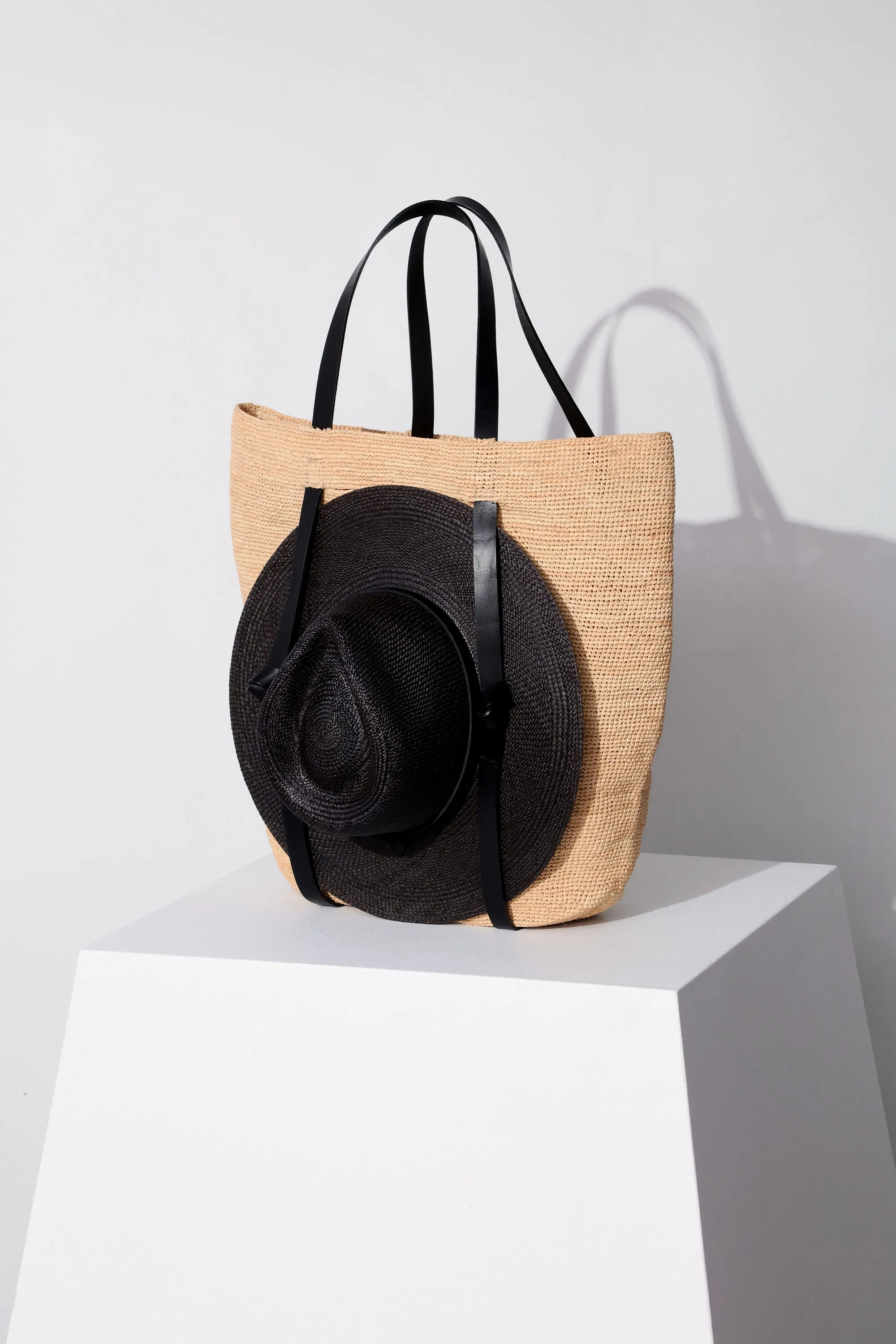 Tanner Bag in Natural
