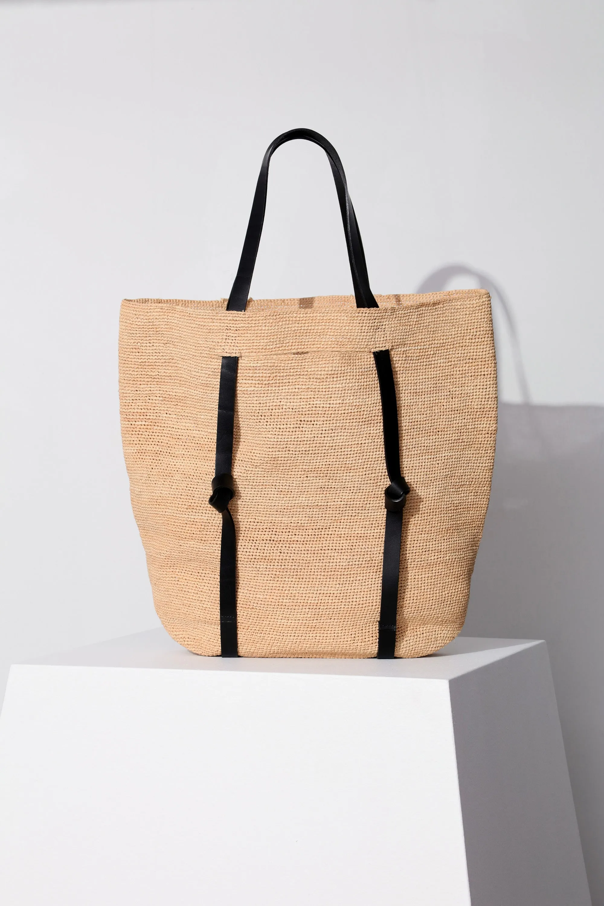 Tanner Bag in Natural