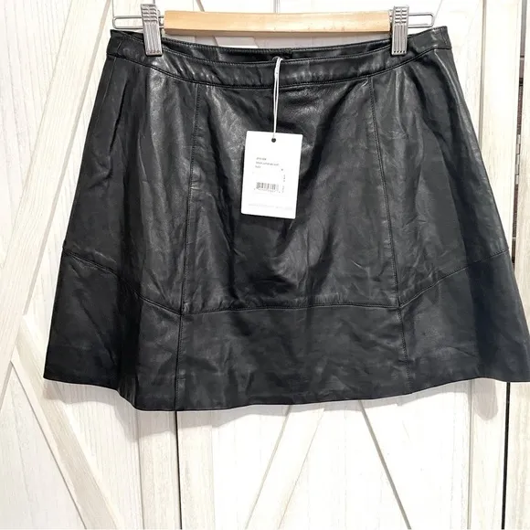 THE JETSET DIARIES Saraya Leather Skirt in Black Size M