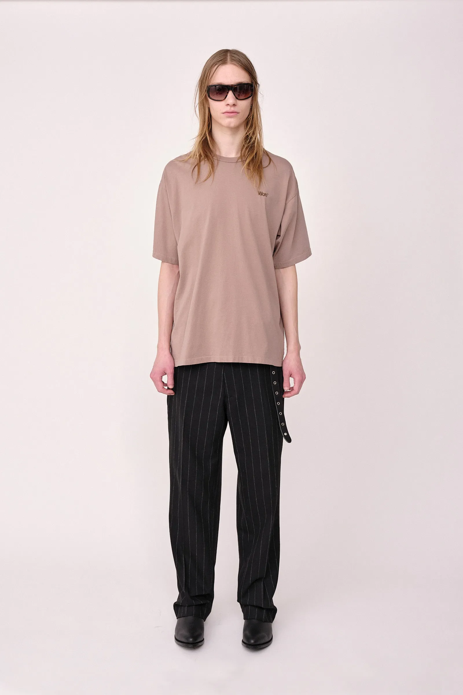 The Staff Tee Embroidery M - Taupe Gray