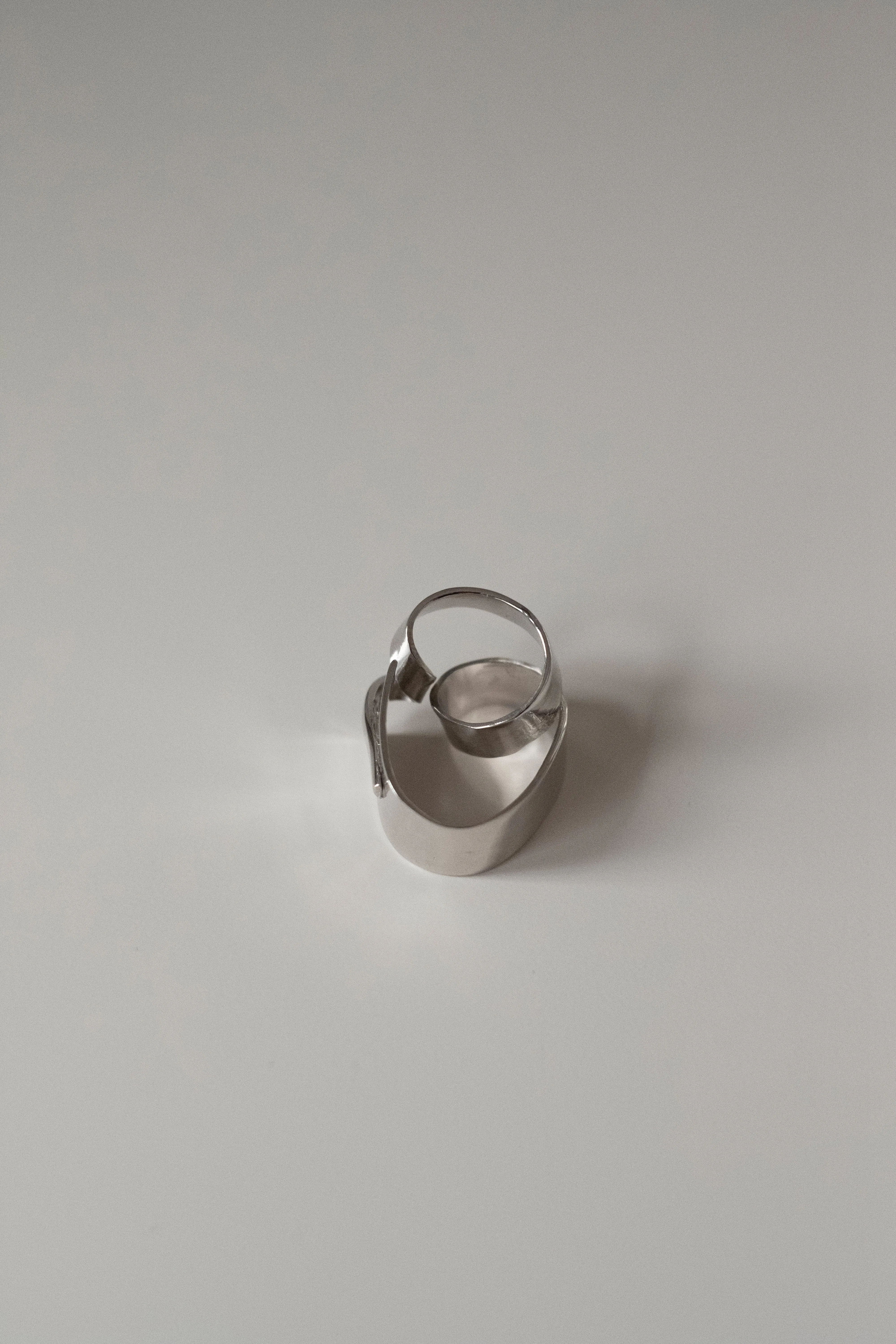 Thin Tendril Ring