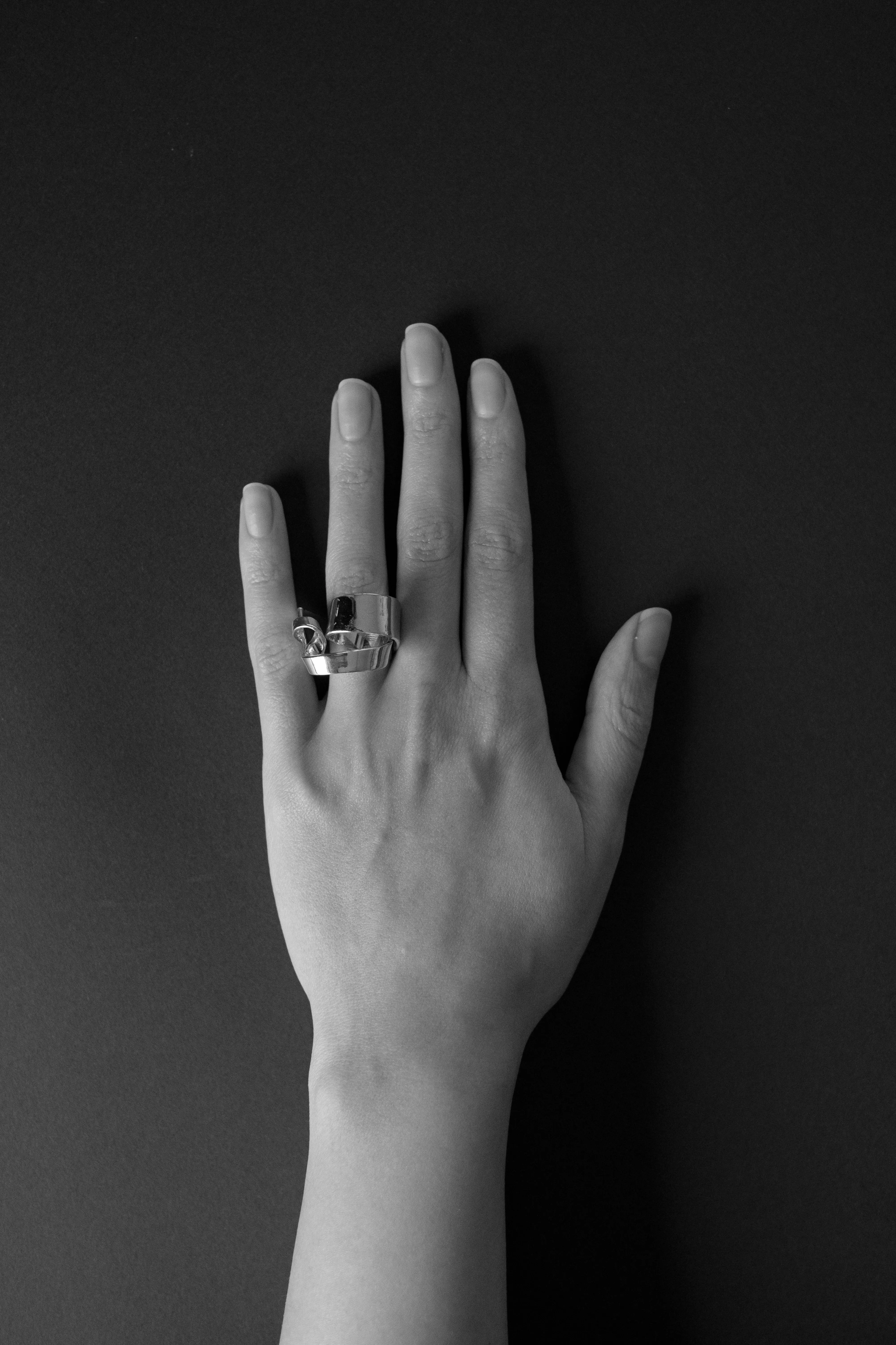 Thin Tendril Ring