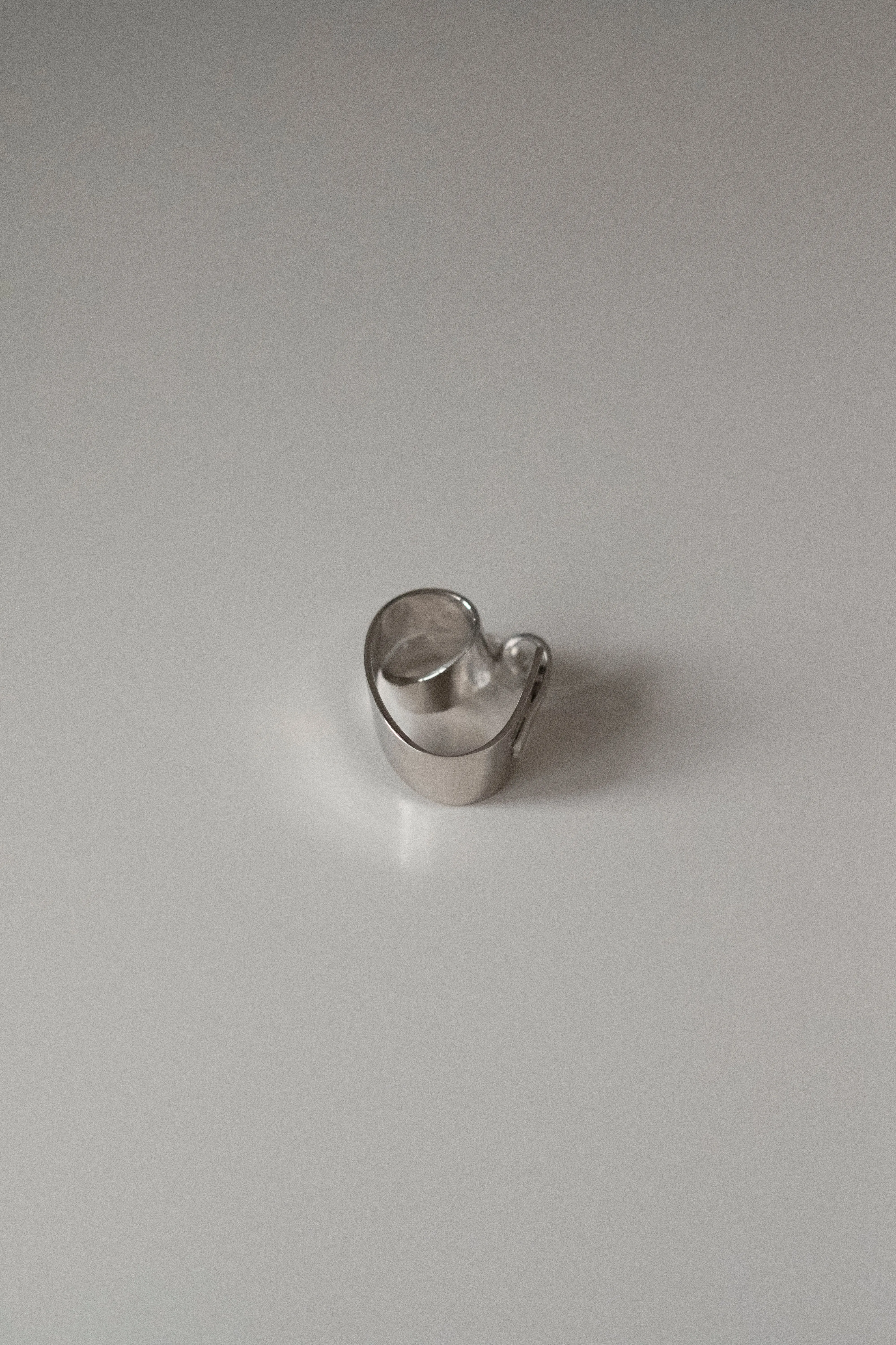 Thin Tendril Ring
