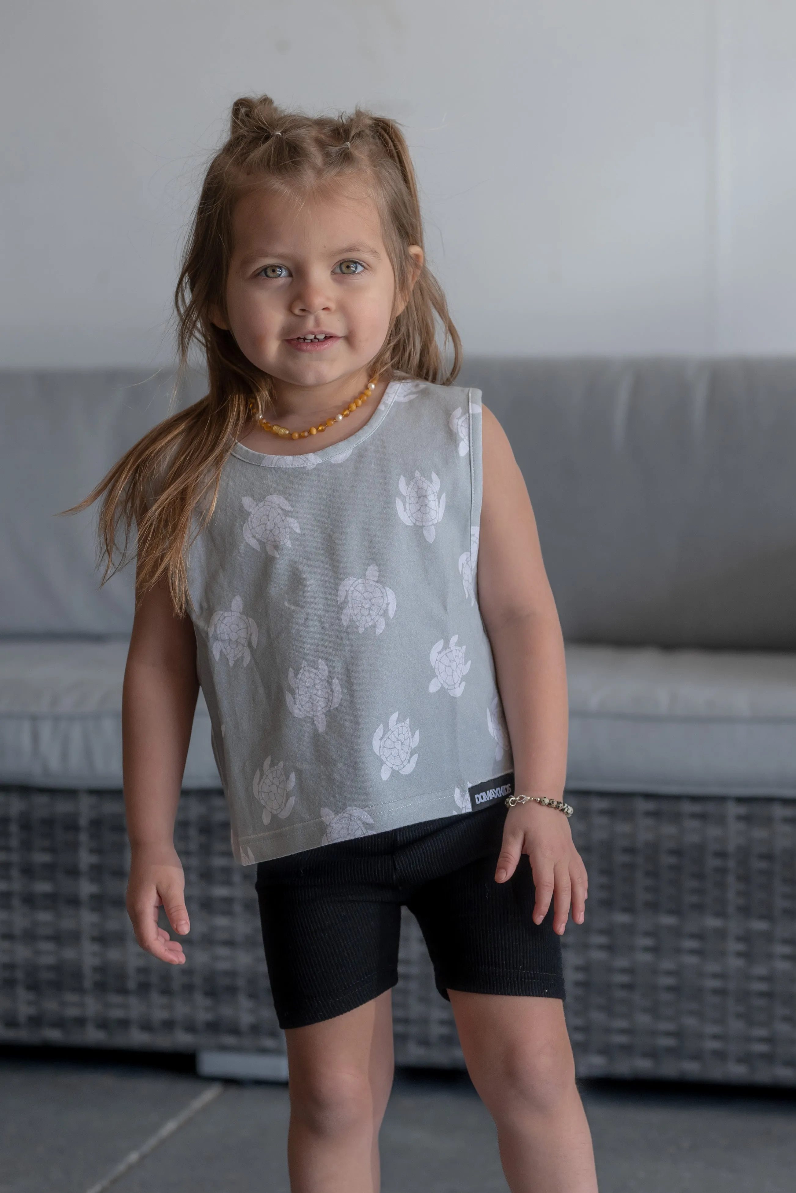 TURTLES GIRLS BOXY TANK
