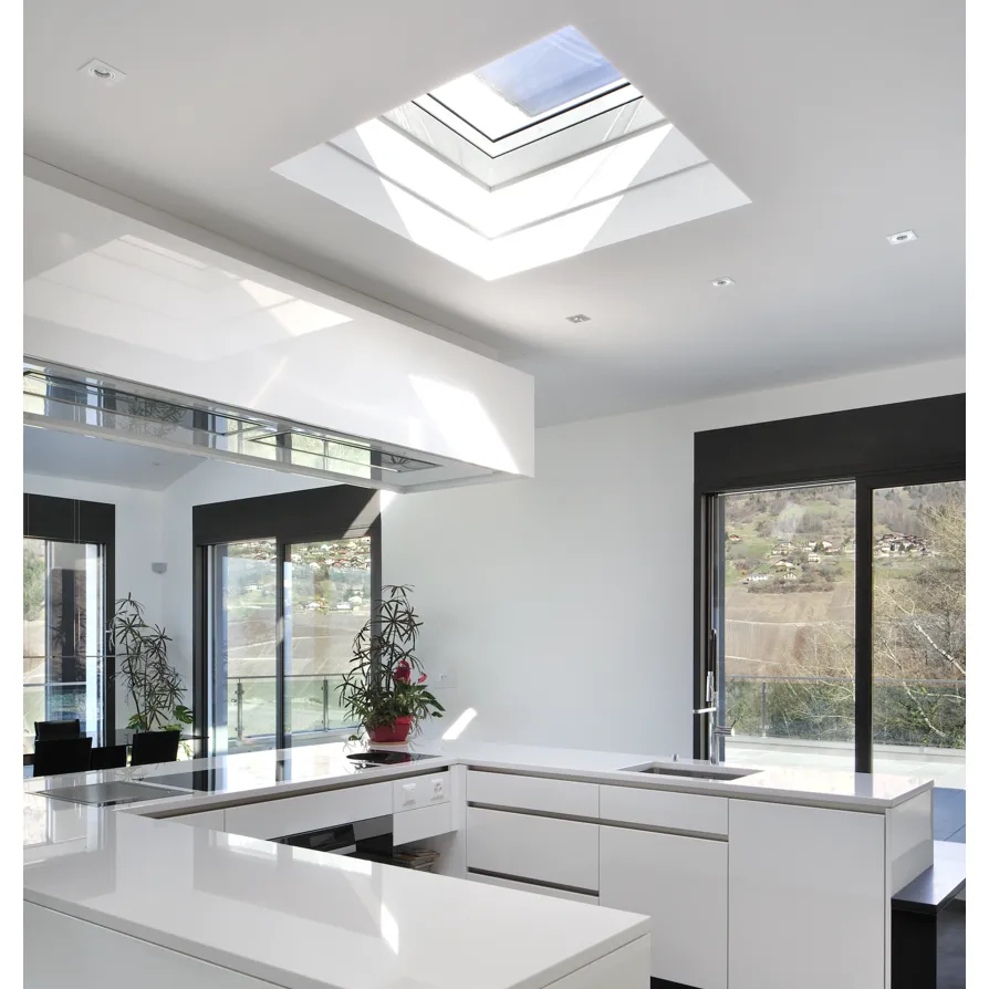 VELUX CVP 060060 S00D Opaque Manual Opening Flat Roof Window (60 x 60 cm)