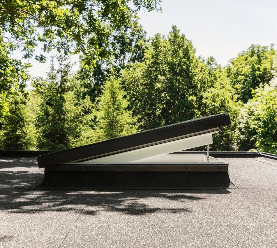 VELUX CVU 120090 S06Q Electric Flat Glass Rooflight Package 120 x 90 cm (Including CVU Double Glazed Base & ISU Flat Glass Top Cover)