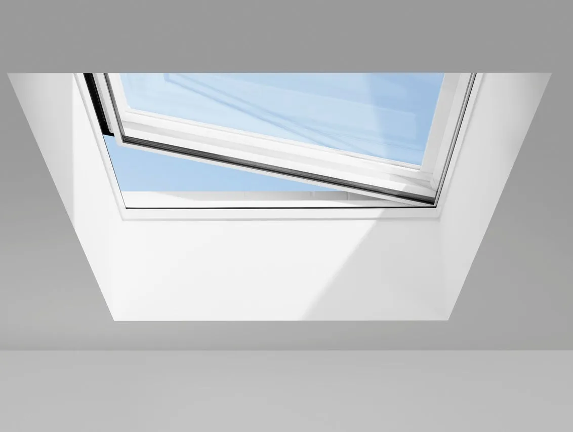 VELUX CVU 120090 S06Q Electric Flat Glass Rooflight Package 120 x 90 cm (Including CVU Double Glazed Base & ISU Flat Glass Top Cover)