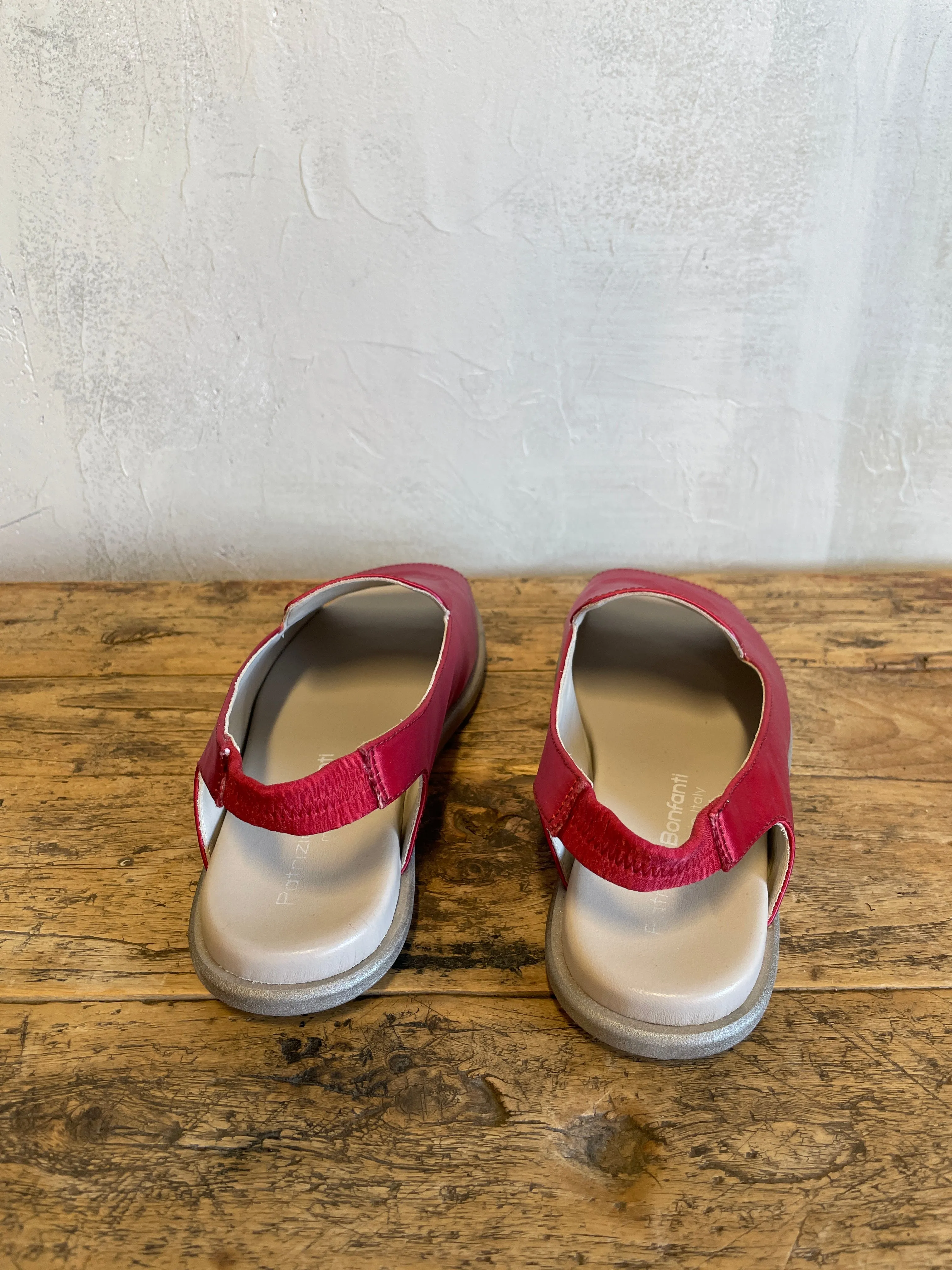 Vik in Washed Red Satin