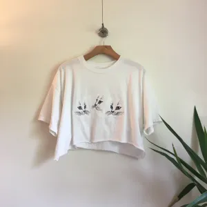 Vintage 80s 90s crew neck white KITTEN crop top tee // One Size