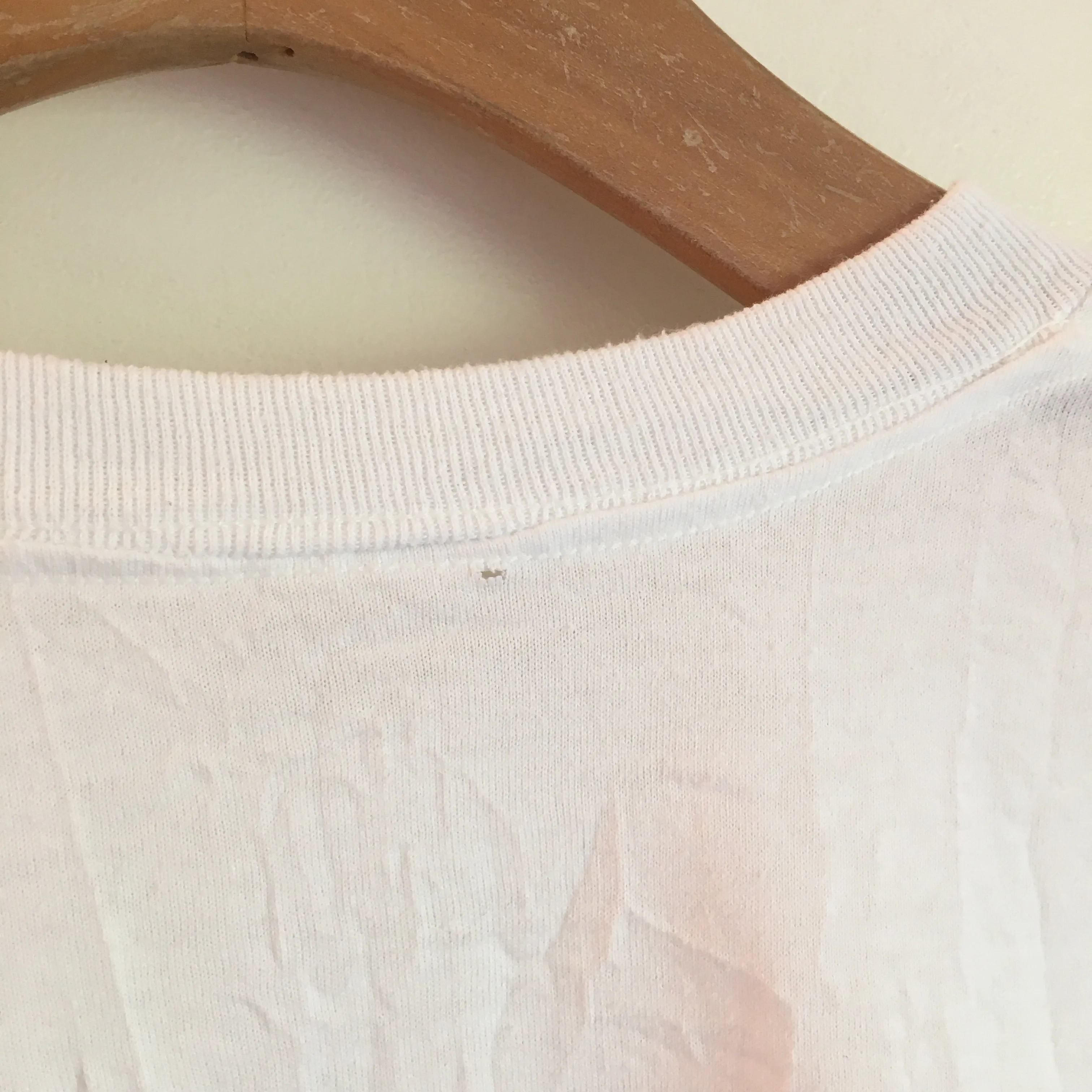 Vintage 80s 90s crew neck white KITTEN crop top tee // One Size