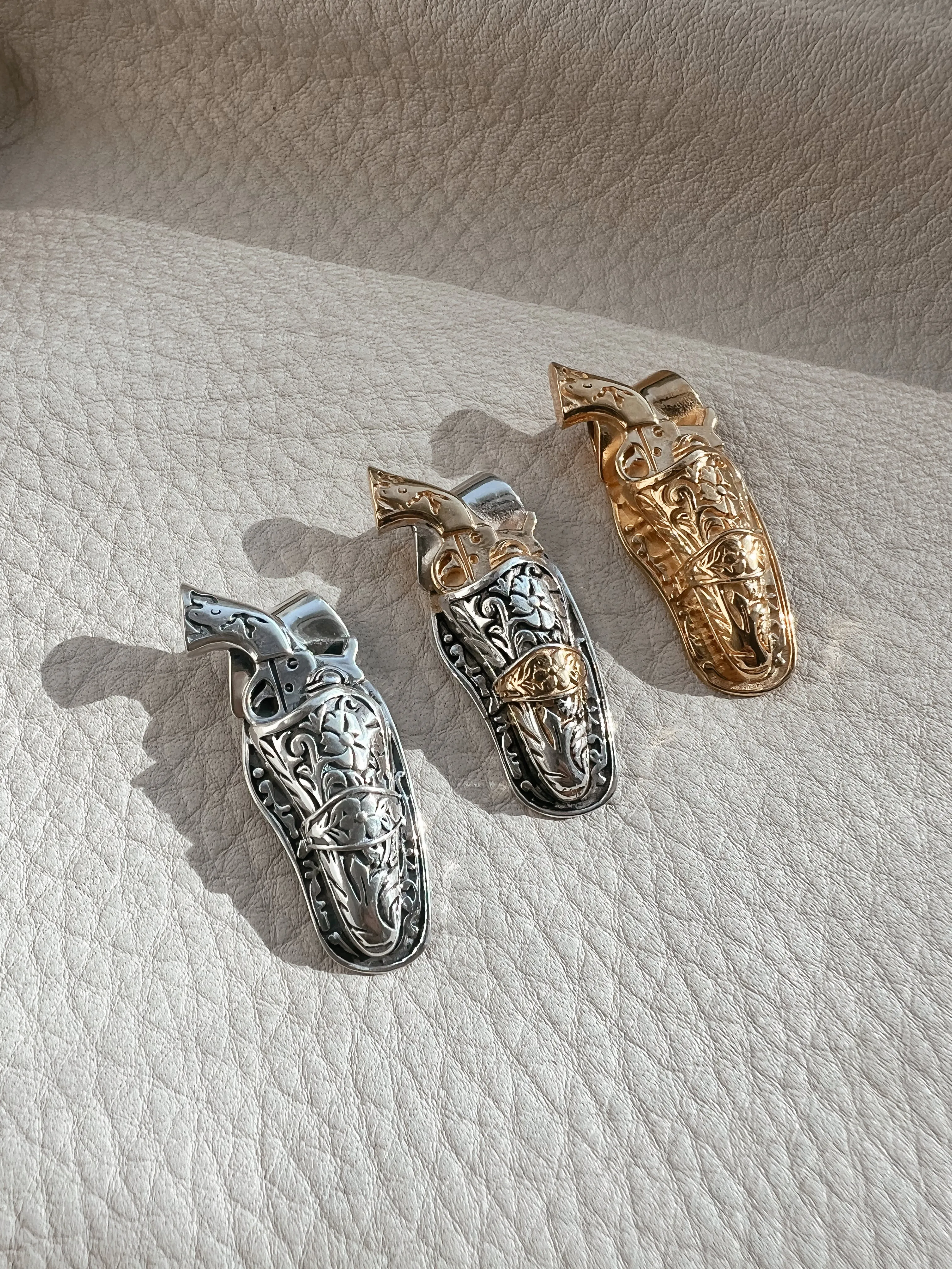 Westerly 6 Shooter Pendant