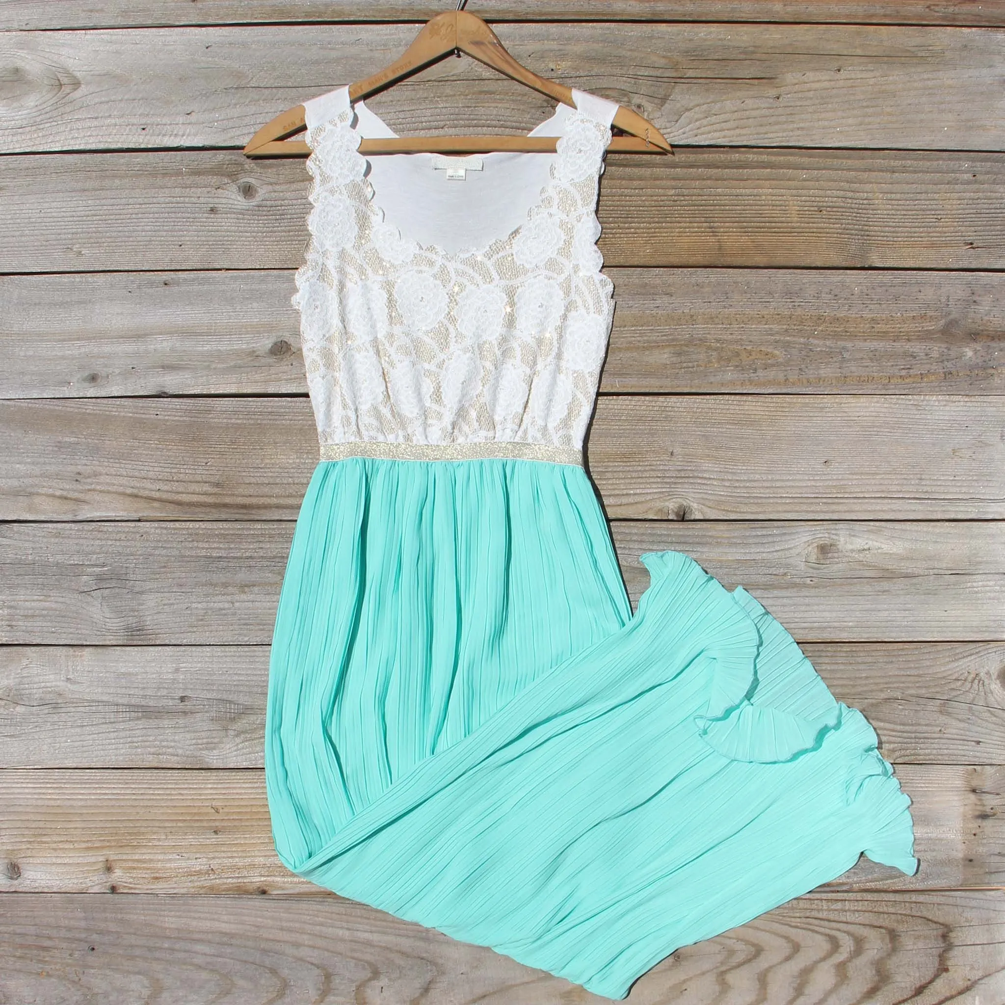 White Meadow Maxi Dress