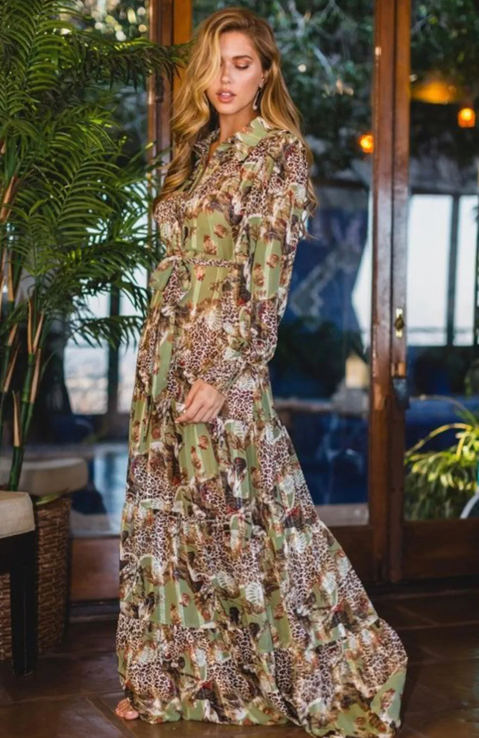 Wild garden Dates Maxi Dress