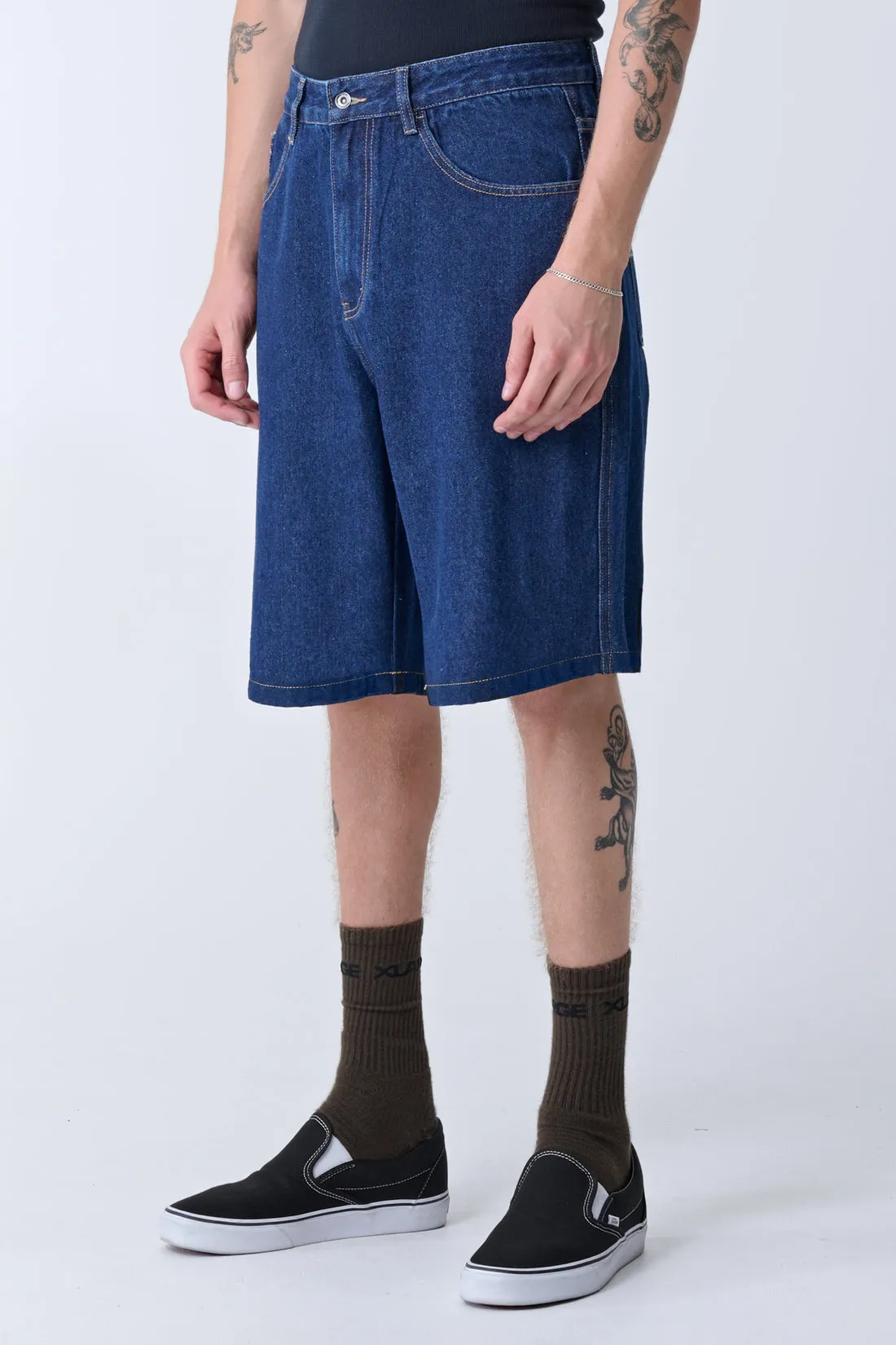 XLARGE DICE BULL DENIM SHORT RAW INDIGO